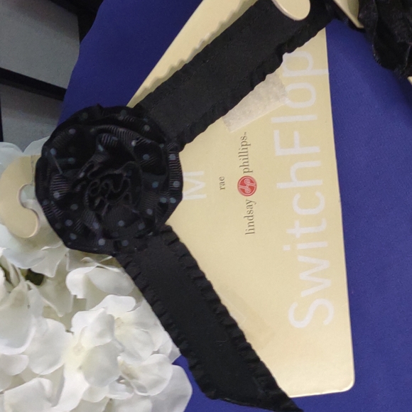 Switch flops by Lindsay Phillips set of 6 - Picture 8 of 11